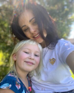 Brooke Williams Instagram - ‘Brookie, can you stop talking about Disneyland and just enjoy the present moment please?!!’ 😂😂😂Reunited with one of my wisest, littlest, dearest and most glamorous friends, and her wonderful family. Heart is happy ✨✨✨
