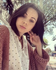 Actress Brooke Williams HD Instagram Photos and Wallpapers June 2022