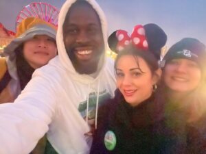 Brooke Williams Instagram - I somehow managed to make friends with a bunch of earth angels who took me to Disneyland for my birthday 🥹. It rained the entire day and they were the sweetest, kindest most generous humans and made the whole trip so special and SO MUCH FUN 🥰🥲♥️. Heart is nourished and full of gratitude.