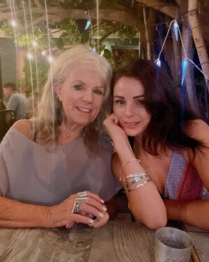 Brooke Williams Instagram - We lost someone very special to us earlier this year, so I asked mum if she would consider visiting me for 2 months rather than the one we had planned. Mum works really long hours and time off wasn’t the easiest to arrange. But she did it! And we had the most amazing adventures. I love you so much @w_glynis ♥️♥️♥️