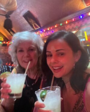 Brooke Williams Instagram - We lost someone very special to us earlier this year, so I asked mum if she would consider visiting me for 2 months rather than the one we had planned. Mum works really long hours and time off wasn’t the easiest to arrange. But she did it! And we had the most amazing adventures. I love you so much @w_glynis ♥️♥️♥️