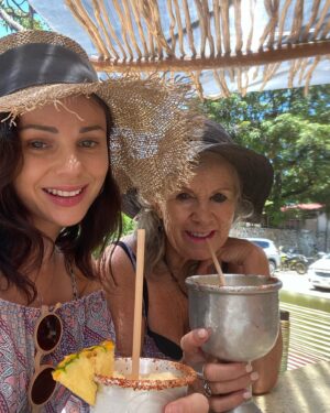 Brooke Williams Instagram - We lost someone very special to us earlier this year, so I asked mum if she would consider visiting me for 2 months rather than the one we had planned. Mum works really long hours and time off wasn’t the easiest to arrange. But she did it! And we had the most amazing adventures. I love you so much @w_glynis ♥️♥️♥️