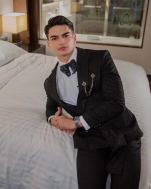 Bruce Roeland Instagram - ?/10 ~ #GMAGala2023

📸: @iamdoc