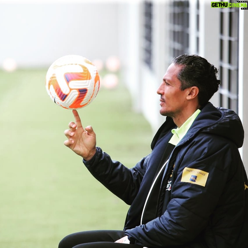 Bruno Alves - 4.3K Likes - the ball spins , the world spins , football spins , life spins be ready for the turns of life and the turns of life will be good for you !be brave have courage trust your instinct .