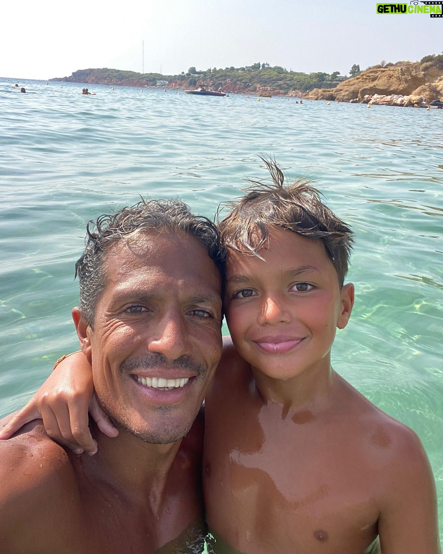 Bruno Alves - 4.7K Likes - Feliz aniversário meu querido filho , eu amo te ! Cresças com saúde e felicidade sejas um homem bom e forte com valores ,respeito e honra . Estou sempre contigo ❤️🙏💫