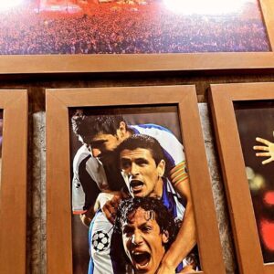 Bruno Alves Instagram - Thank you @fcporto and @portugal  is a honor ! Visiting estádio Dragão in a 🇵🇹Portugal game visiting the @museufcporto is incredible felling , grateful for all the consideration and respect !