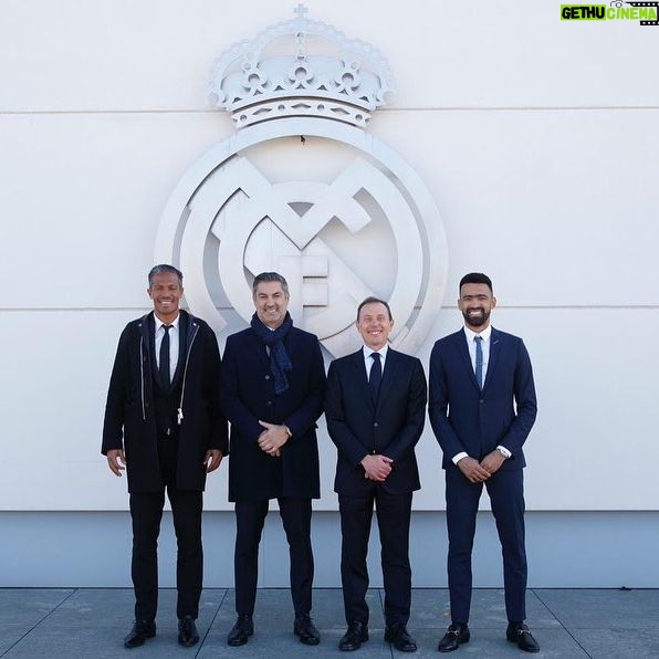 Bruno Alves - 4.1K Likes - One of the best experiences I lived ! First I want to say thank you to my club @aekfc_official to autorize me to be present and I can bring aek name wherever I go . I want also say thank you to @fcporto to invite me and recognize me to represent this great moment and important legends game and also thank you to @realmadrid for the warm welcoming to their facilites Grateful for the entire journey it was an honor to be there.Waiting all of you at Estadio Santiago Bernabeu on 23 march 2024 for this amazing legends game Real Madrid vs FcPorto !