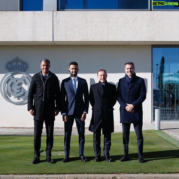 Bruno Alves - 4.1K Likes - One of the best experiences I lived ! First I want to say thank you to my club @aekfc_official to autorize me to be present and I can bring aek name wherever I go . I want also say thank you to @fcporto to invite me and recognize me to represent this great moment and important legends game and also thank you to @realmadrid for the warm welcoming to their facilites Grateful for the entire journey it was an honor to be there.Waiting all of you at Estadio Santiago Bernabeu on 23 march 2024 for this amazing legends game Real Madrid vs FcPorto !