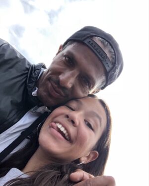 Bruno Alves Instagram - Feliz aniversário minha querida filha amo te do fundo do meu coração quero estar sempre presente e desejar que sejas sempre feliz e realizes todos os teus sonhos e estarei sempre aqui pra viver los sonhar los e persegui-los juntos beijo enorme beijo no teu coração ❤️🥰
