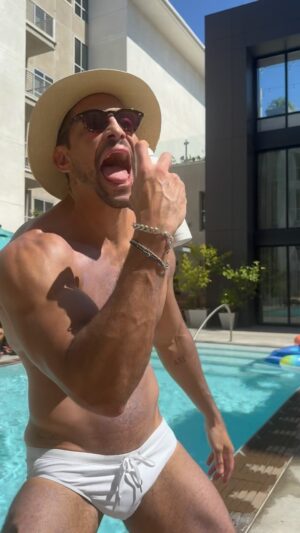Bruno Carvalho Alcantara Instagram - Are we talking about Bruno yet? 🤷🏽‍♂️🙆🏽‍♂️🤘

#wedonttalkaboutbruno #summer #sunnyday #lgbtq #brunoalcantara #letstalkaboutit #poolday #pool #sunscreen