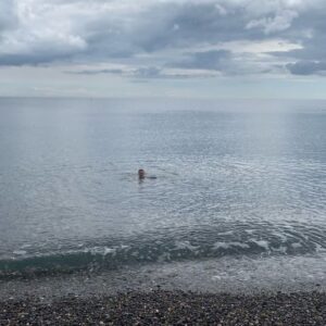 Bryan Adams Instagram - Thought I’d have a swim in the Irish Sea. #sohappyithurts