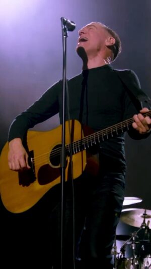 Bryan Adams Instagram - “Everything I Do (I Do It For You)” live at The Royal Albert Hall! 🎸 Watch now on YouTube and get the full concert on Blu Ray when the box set comes out on 8, December! #royalalberthall #everythingidoidoitforyou