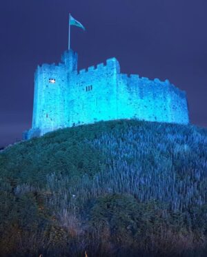 Bryan Adams Instagram - Cardiff Castle, Wales 🏴󠁧󠁢󠁷󠁬󠁳󠁿 the best singers…wow. I really wanted the ghost of the castle to light up the three windows at the top of the castle turret and it happened …just as I left! #ghosts #heaven #cardiffcastle #bryanadamssohappyithurts