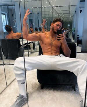 Bryan Dubois Instagram - 👁