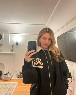 Brynn Rumfallo Instagram - new home???