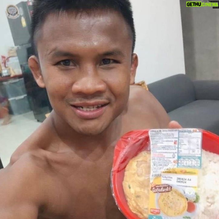 Buakaw Banchamek - 23.9K Likes - ไข่เจียวนุ่มๆ กุ้งเด้งๆ ข้าวร้อนๆ ฟินนนนน
#7ELEVEN #ข้าวไข่เจียวกุ้ง #หิวเมื่อไหร่ก็แวะมา
