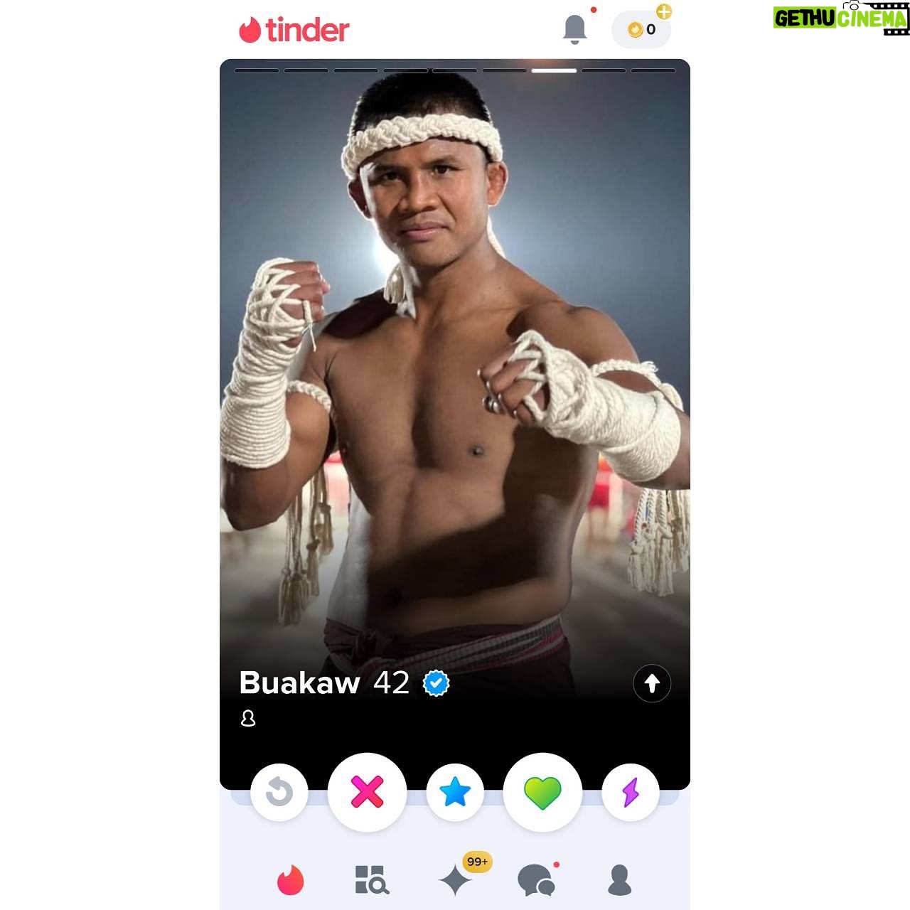 Buakaw Banchamek - 58.6K Likes - หาคนซ้อมชก ก่อน Match จริง 💪🏻❤️