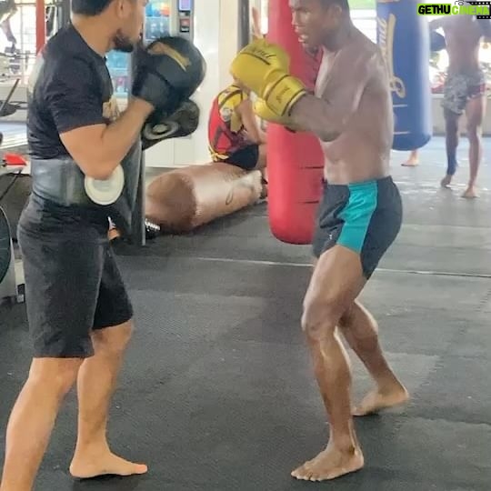 Buakaw Banchamek - 40.9K Likes -