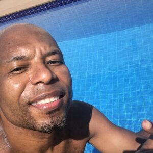 Buchecha Instagram - Hoje é dia de piscininha e good vibes 😁😍🫶🏾🫣❤️
