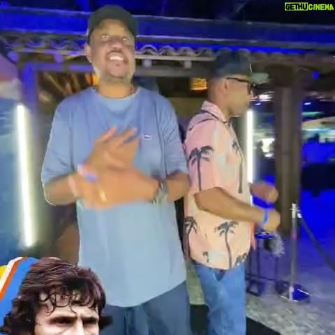 Buchecha - 35.4K Likes - VENHAM VER DE PERTO .
Inauguração da estátua de cera do nosso amado @zico na @aquariomarinhodorio no centro da cidade !
Hoje é um dia muito especial pra mim , presenciar esse momento onde um craque do meu time de coração é homenageado na minha cidade maravilhosa !!!
Parabéns rei Zico 👑 SRN 🔴⚫️
Com meus irmãos @mano_kacau e Ângelo fidelis