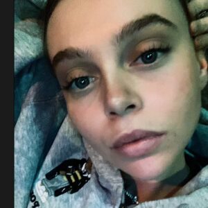 Buck Betty Instagram - Bored xxx who’s up x