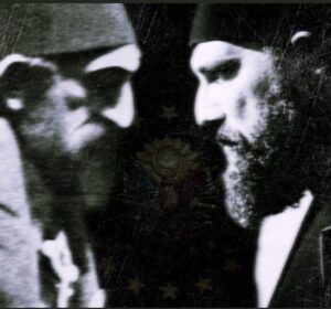 Bülent İnal Instagram - Bugün Payitaht Abdülhamid dizimizin son bölümü yayınlanacak. Uzun bir yolculuğun sonuna geldik. Hüzünlüyüz elbette. Koşarak gittiğimiz setimizden dostlarımızdan ayrılmak kolay değil. Fakat buraya kadarmış. Meslek hayatımdaki en önemli rollerden biriydi Sultan Abdülhamid. Çok büyük bir keyif alarak oynadım. Unutmayacağım. Evvela ilk günden itibaren bizi hiç yalnız bırakmayan, bizi bizden çok sahiplenen seyircimize çok teşekkür ediyorum. Sağolunuz varolunuz. Hakkınızı helal ediniz. Güç verdiniz cesaret verdiniz. TRT Genel Müdürü sayın İbrahim Eren başta olmak üzere tüm TRT ailesine çok teşekkür ediyorum. Hep destek oldular. Bu uzun yolda bizi hiç yalnız bırakmadılar. ES filme onun kıymetli yapımcıları Serdar Öğretici ve Yusuf Esenkal’a çok teşekkür ediyorum. Patron değil arkadaş oldular dost oldular bize. Varolsunlar. Genel koordinatörümüz Sibel Tuna’ya Uygulayıcı yapımcımız Selda Günsay’a çok teşekkür ediyorum. Yolları hep açık olsun. Bu işin evvela hayalini kuran sonra senaryosunu yazan Uğur Uzunok’a çok teşekkür ediyorum. Kurduğu hayale ortak olmak keyifti benim için. Elleri dert görmesin. Ayça Mutlugil’e tüm senaryo ekibine sevgilerimi selamlarımı yolluyorum. Bu uzun yolculukta ekip içinde değişimler de oldu. Yönetmenlerimiz Serdar Akar’a, Emre Konuk’a, Doğan Ümit Karaca’ya, Şevki Es’e çok teşekkür ediyorum. Bu uzun yolculuktaki en önemli yol arkadaşları oldular bize. Varolsunlar. Diğer yönetmenlerimiz Sedat İnci’ye Volkan Kapkın’a Ersin Yücel’e çok teşekkürler. İlk günden son güne kadar canla başla çalışan, hepsi işinin ehli, karakterli, iyi kalpli tüm ekip arkadaşlarıma çok çok teşekkür ediyorum. İsimleriniz tek tek yazsam sayfalar yetmez. Hepinizi çok seviyorum. Ayağınıza taş değmesin. Muhteşem müziklerimizin sahibi Yıldıray Gürgen’e çok teşekkürler. Bu beş yıl içinde o kadar çok oyuncu gelip gitti ki. Hepsi ayrı bir lezzet bıraktı bu sofrada. Kimse kimseyi kırmadı kalbini incitmedi. Bir ruhu vardı bu işin. O ruha kimse zarar vermedi. Hepsine tek tek teşekkür ediyorum. Yolları açık olsun. Her zaman yanımda olan İD iletişim’e canım arkadaşlarıma çok teşekkür ediyorum. Şimdilik hoşçakalın. Yeni bir yolculukta tekrar görüşmek dileğiyle. Eyvallah!!!!!