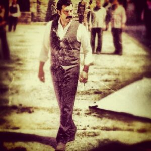 Bülent İnal Instagram - Ben kimsenin canını yakmadım, onlar benim ateş olduğumu bile bile geldiler!!!! Akşam akşam nostalji yapayım istedim. Tatar Ramazan.... Güzel günlerdi yazık oldu....