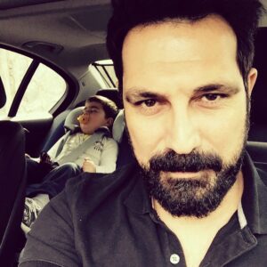 Bülent İnal Instagram - Uyuyakaldı:)) beklemedeyiz:))