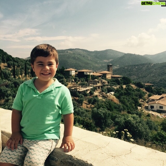 Bülent İnal - 3.1K Likes -