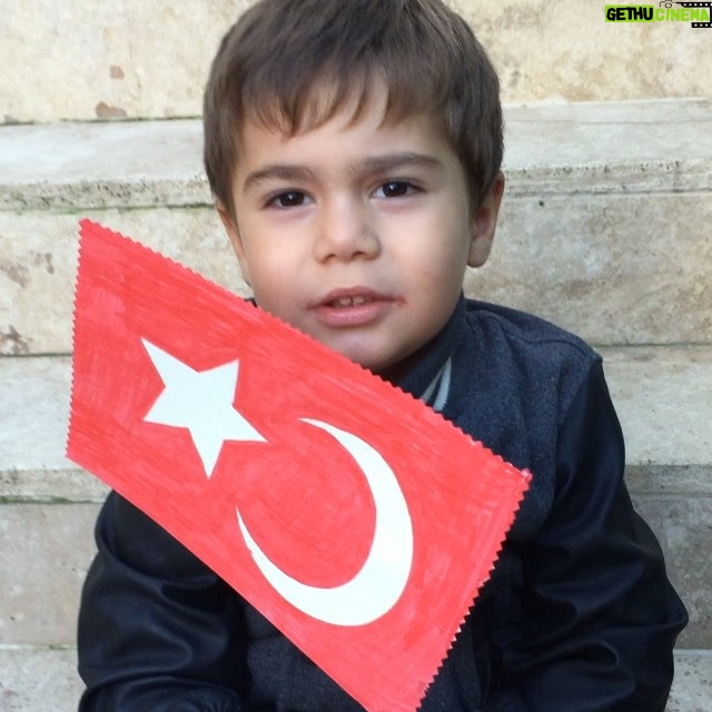 Bülent İnal - 3K Likes - Yaşasın Cumhuriyet!!!:))