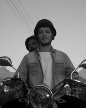 Burak Can Instagram - Erkan 🛠🏍🌪
#GönülDağı yeni sezonuyla bu akşam 20:00'de TRT 1'de başlıyor! 🍀 @gonuldagitrt @trt1