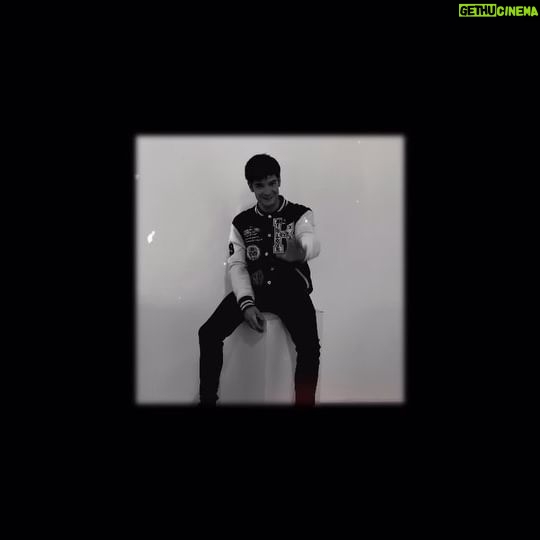 Burak Can - 40.1K Likes - Unutamayacağım bir yıl oldun 2022! 💥 2023 yılında hepimizin hayalleri gerçekleşsin.. Yeni yılınız kutlu olsun🤘🏼