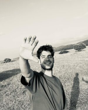 Burak Can Instagram - Vee son! #GüneşiSöndürmemGerek 🎬
İyi ki tanıştık iyi ki çalıştık💥 #gsgteam 
Yakında sinemalarda! 🙌🏼