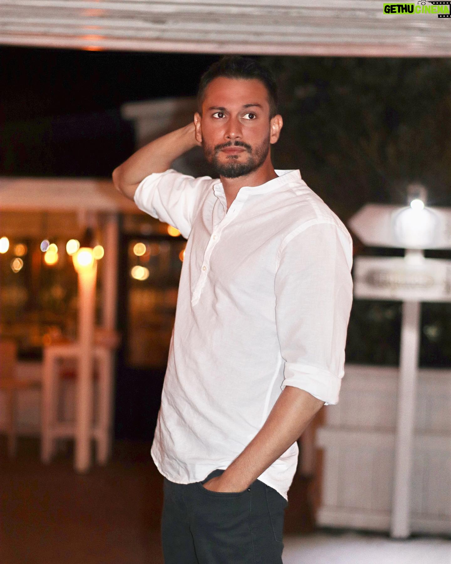 Burak Serdar Şanal - 152.5K Likes - After #quarantine night out ✨