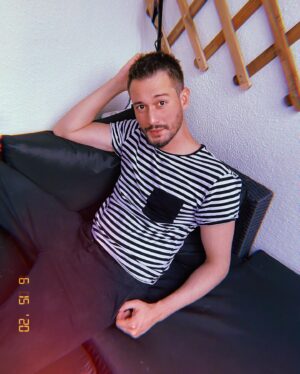 Burak Serdar Şanal Instagram - ✌🏻