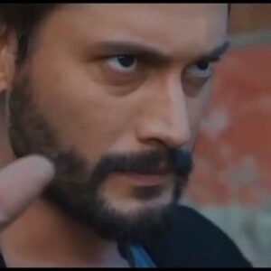 Burak Serdar Şanal Instagram - Kapışalım mı ? 😎 @begzatergeshov .
.
#kimsebilmez @kimsebilmezdizi @kimsebilmeztv @atvturkiye