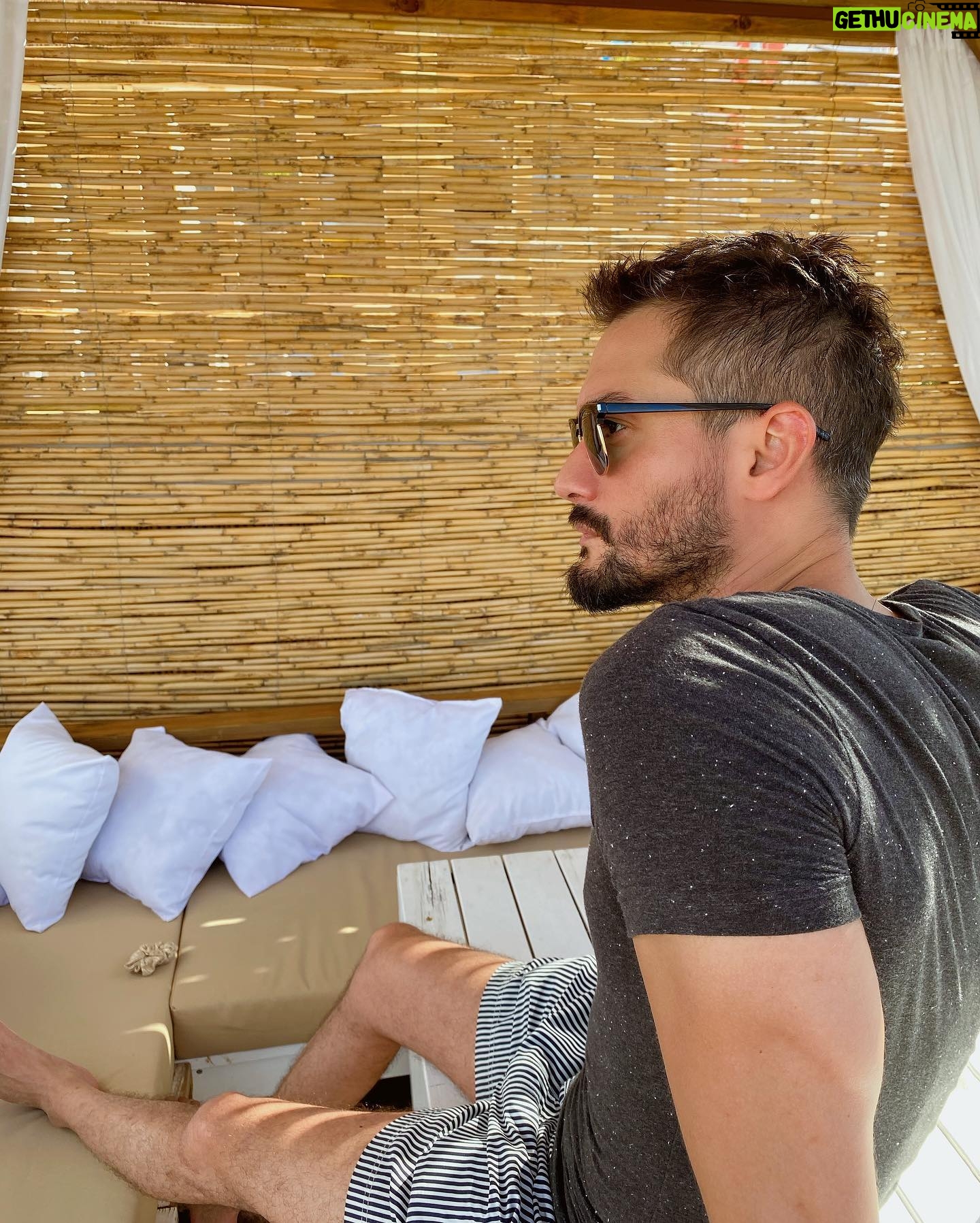 Burak Serdar Şanal - 144.5K Likes - ☀️😎