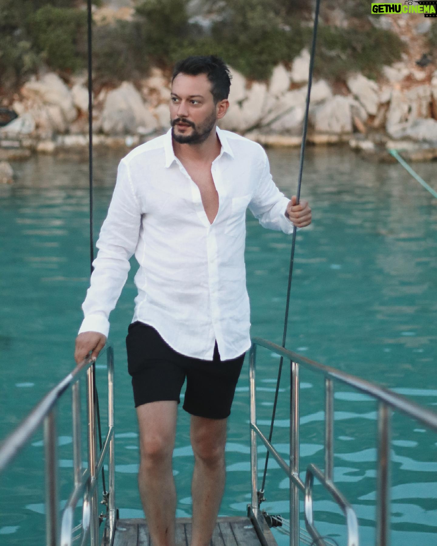 Burak Serdar Şanal - 94K Likes - ⚓️👨🏻✈️
