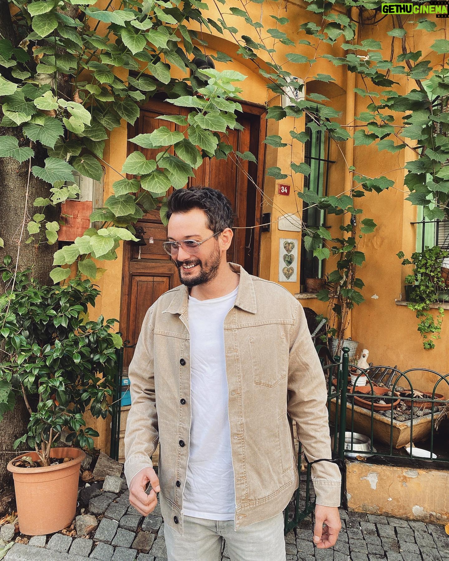 Burak Serdar Şanal - 51.5K Likes - 💫