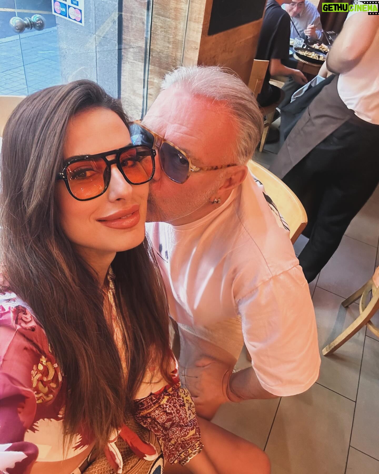 Burak Sergen - 8.6K Likes - Mutluluğun fotoğrafları 🧿💫🙏🏼