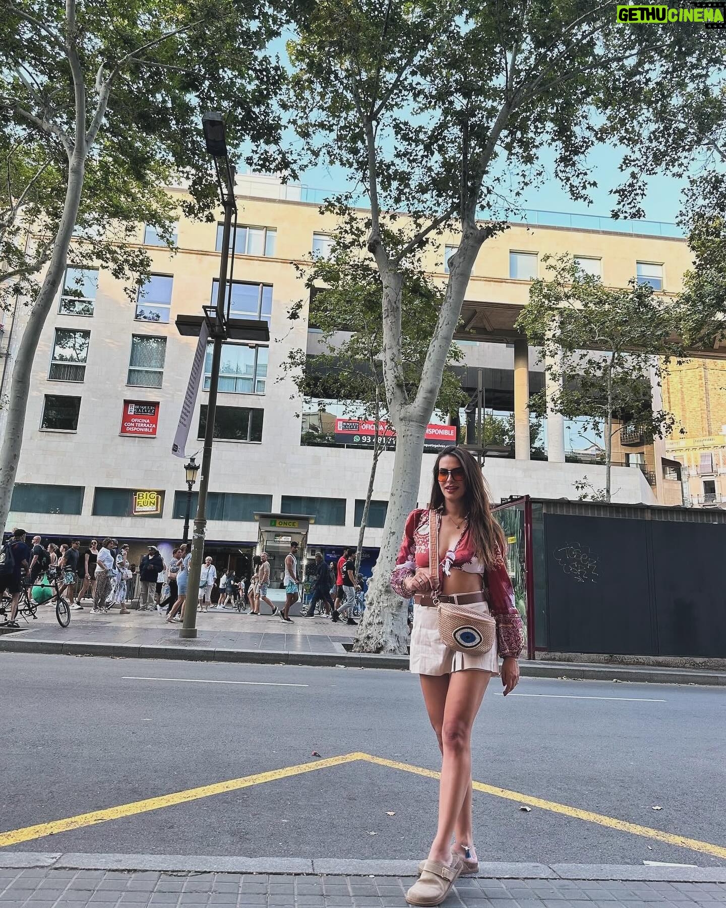 Burak Sergen - 8.6K Likes - Mutluluğun fotoğrafları 🧿💫🙏🏼