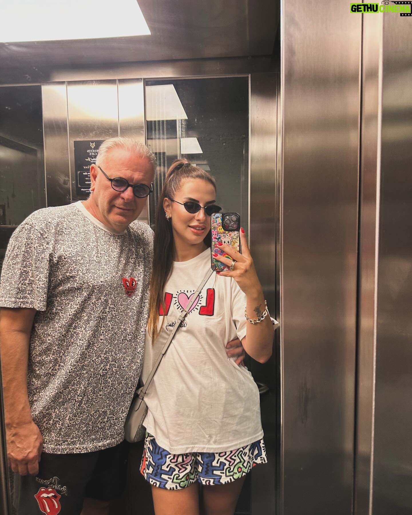 Burak Sergen - 8.6K Likes - Mutluluğun fotoğrafları 🧿💫🙏🏼