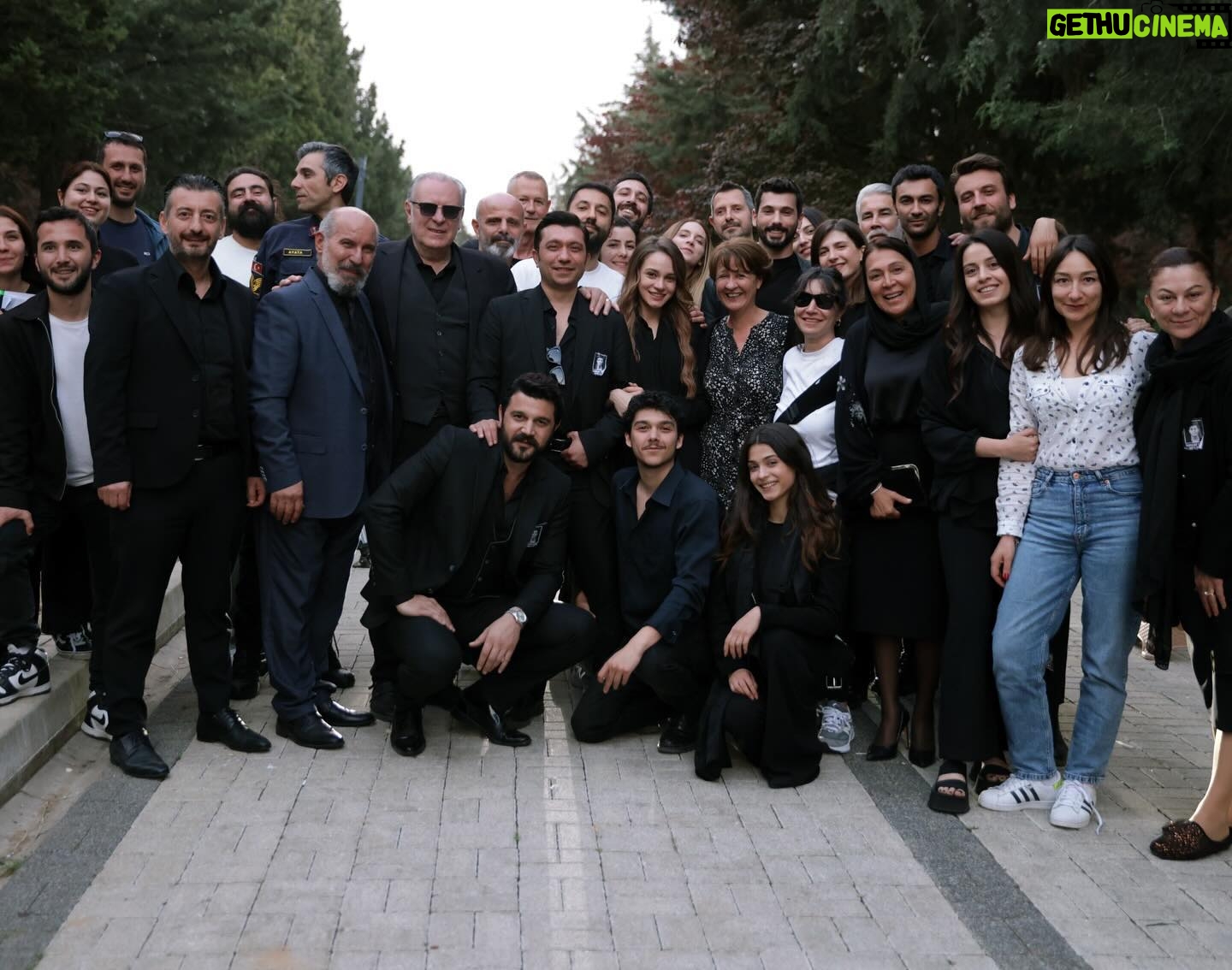 Burak Sergen - 7.4K Likes - Yarın akşam @hudutsuzsevdadizi