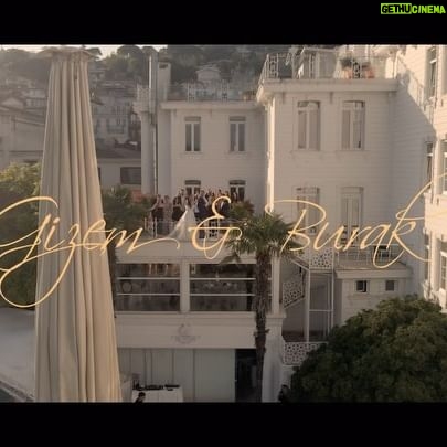 Burak Sergen - 7.6K Likes - Yanımızda olan ve mutluluğumuzu paylaşan herkese çok teşekkürler
Gizem&Burak Sergen