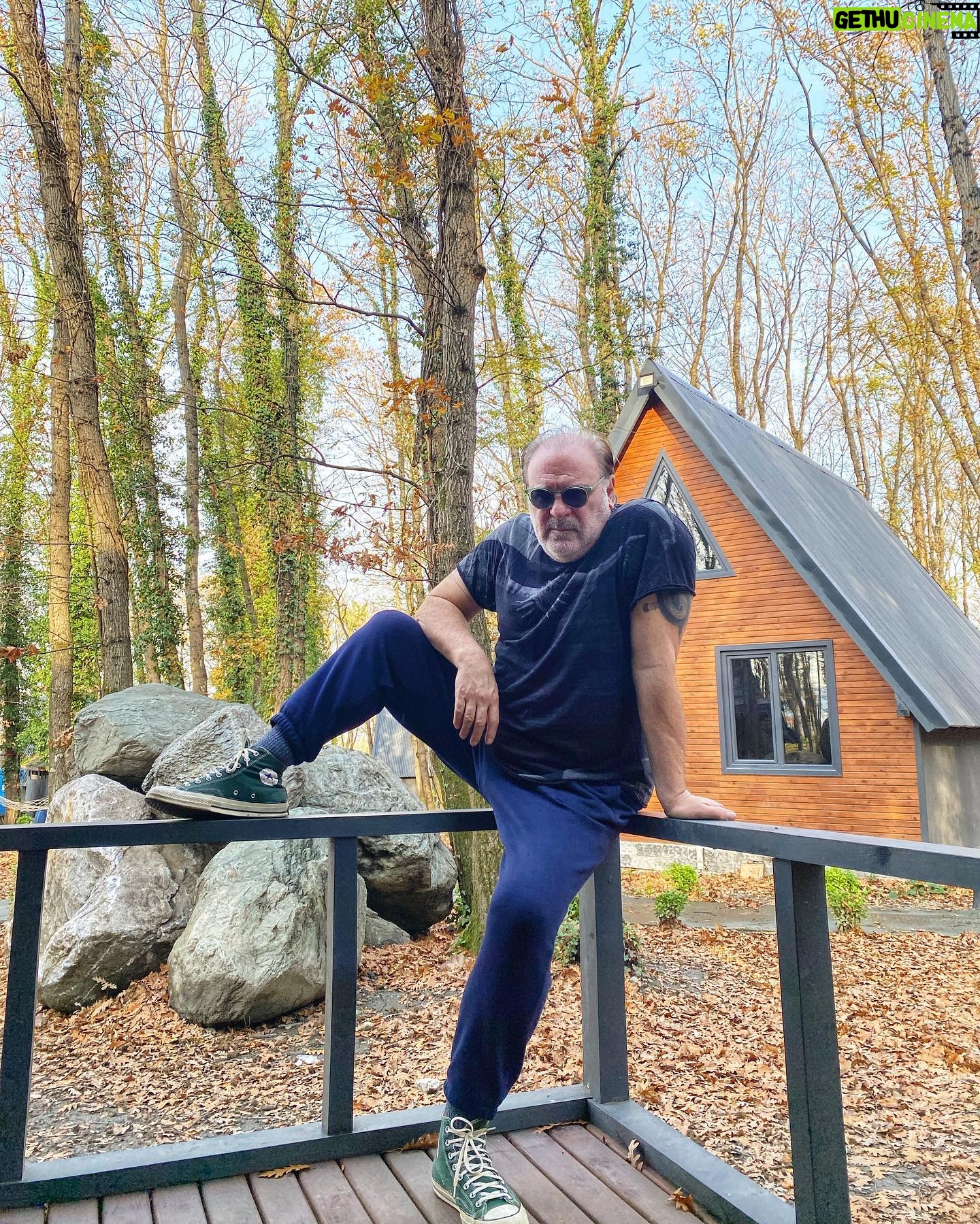 Burak Sergen - 4.1K Likes - Kafa tatili… 🍁🔥🍂
