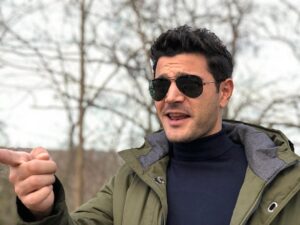 Burak Sevinç Instagram - “Heeeyyy dostum! N’aber?” derken çeken @aytacsasmaz  sağol yaa! 😒 ama doğal oldu kardeşim😂 😘