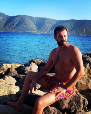 Burç Kümbetlioğlu Instagram - Akşam güneşi…
Severiz.