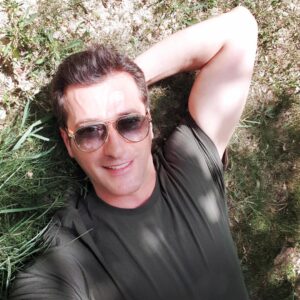 Burç Kümbetlioğlu Instagram - Akşama Hazır mıyız...?