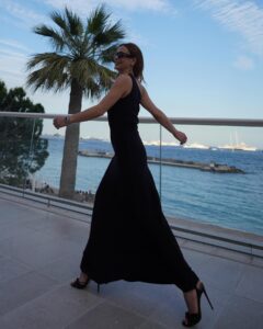 Actress Burçin Terzioğlu HD Instagram Photos and Wallpapers July 2024