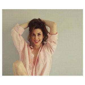 Burcu Oktav Instagram - r e a k s i y o n